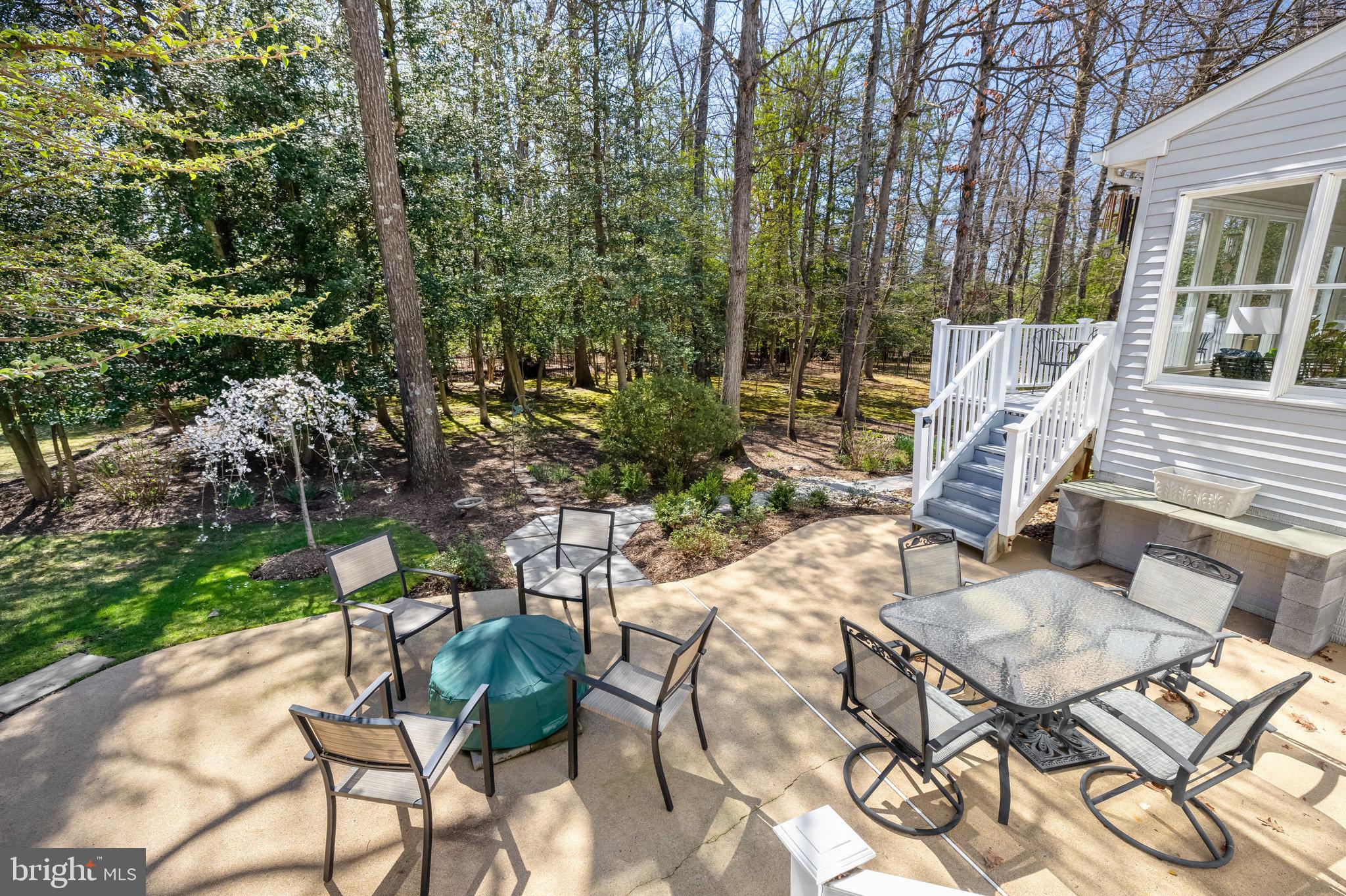 OAKTON RIDGE - Residential