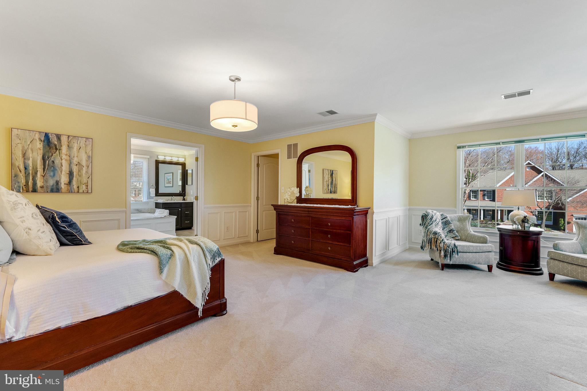 OAKTON RIDGE - Residential