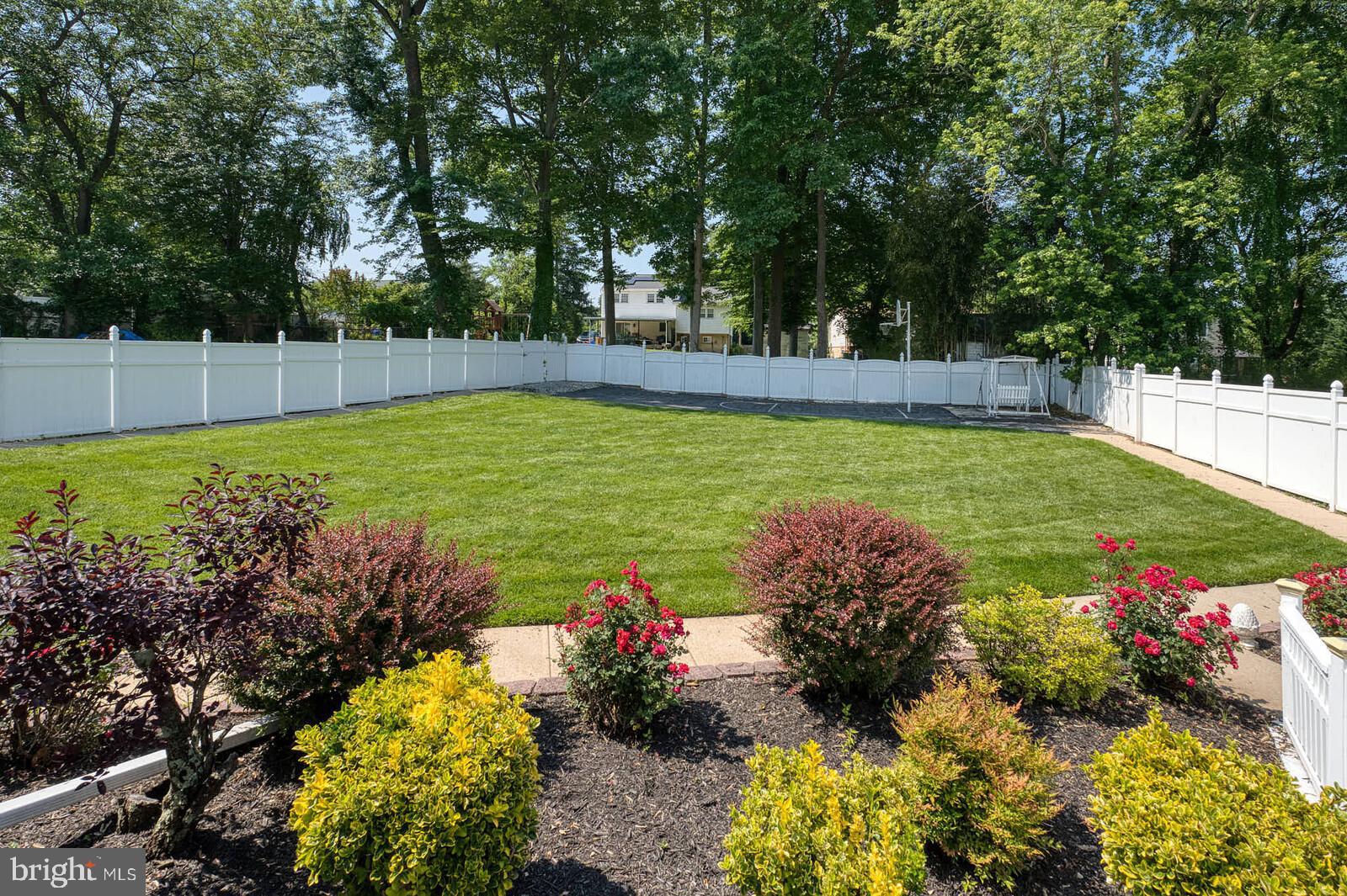 ASPEN HILL PARK - Residential