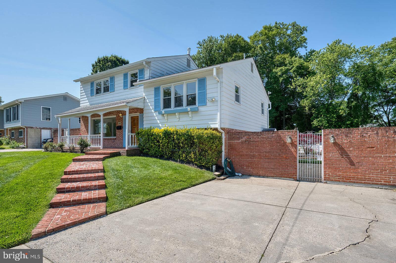 ASPEN HILL PARK - Residential