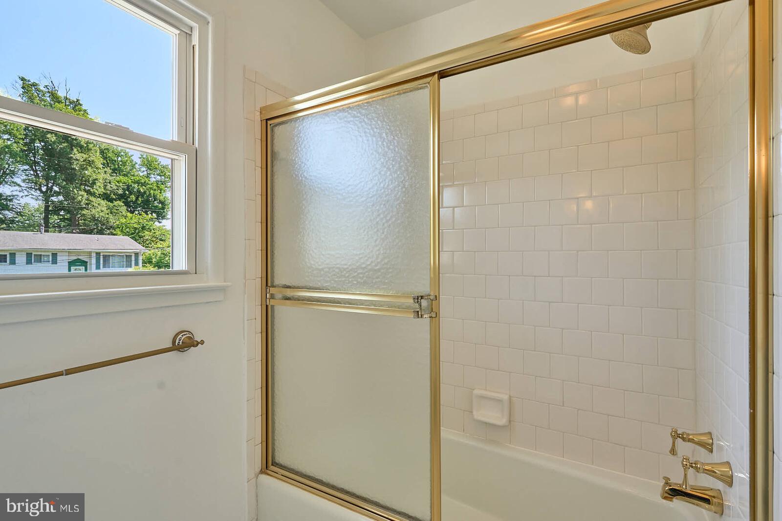 ASPEN HILL PARK - Residential