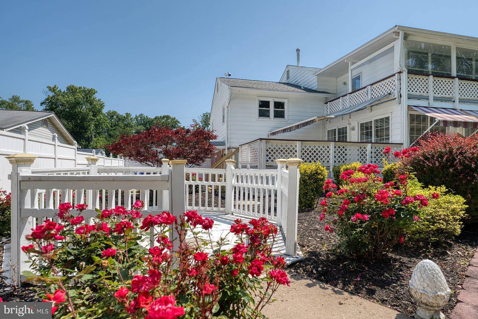 ASPEN HILL PARK - Residential