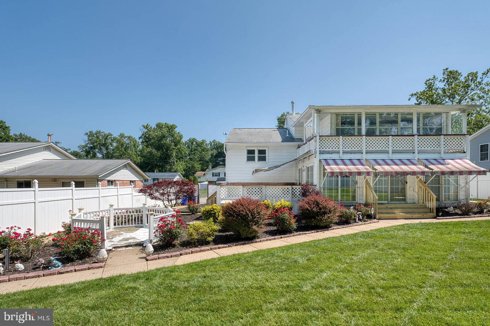 ASPEN HILL PARK - Residential