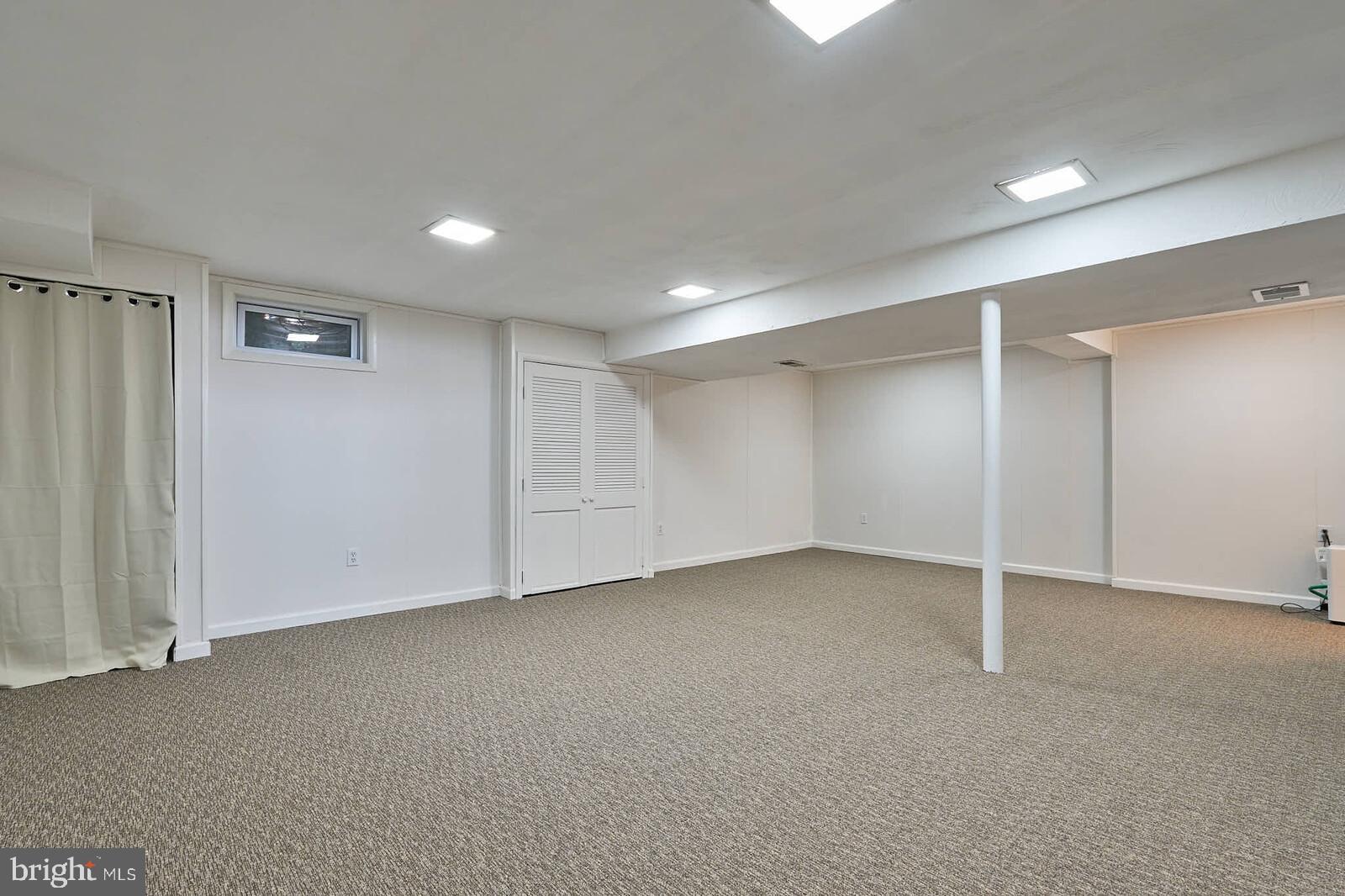 ASPEN HILL PARK - Residential