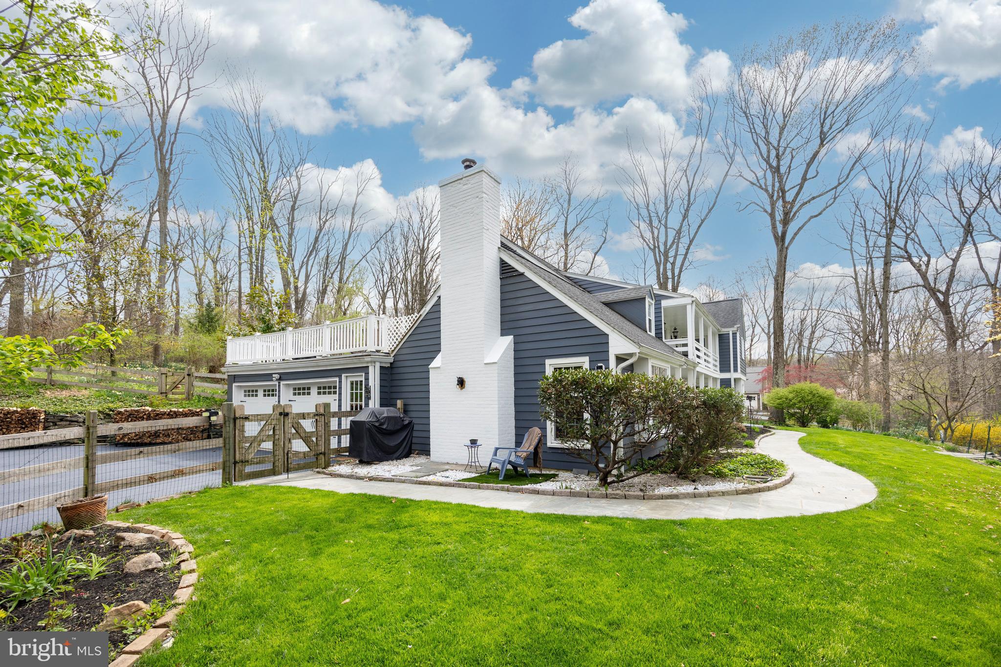 RADNOR HUNT - Residential