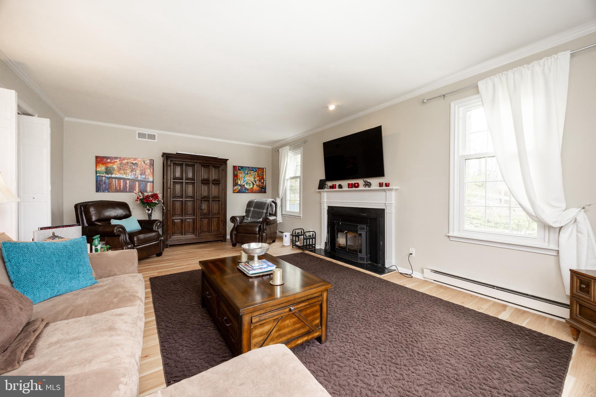 RADNOR HUNT - Residential