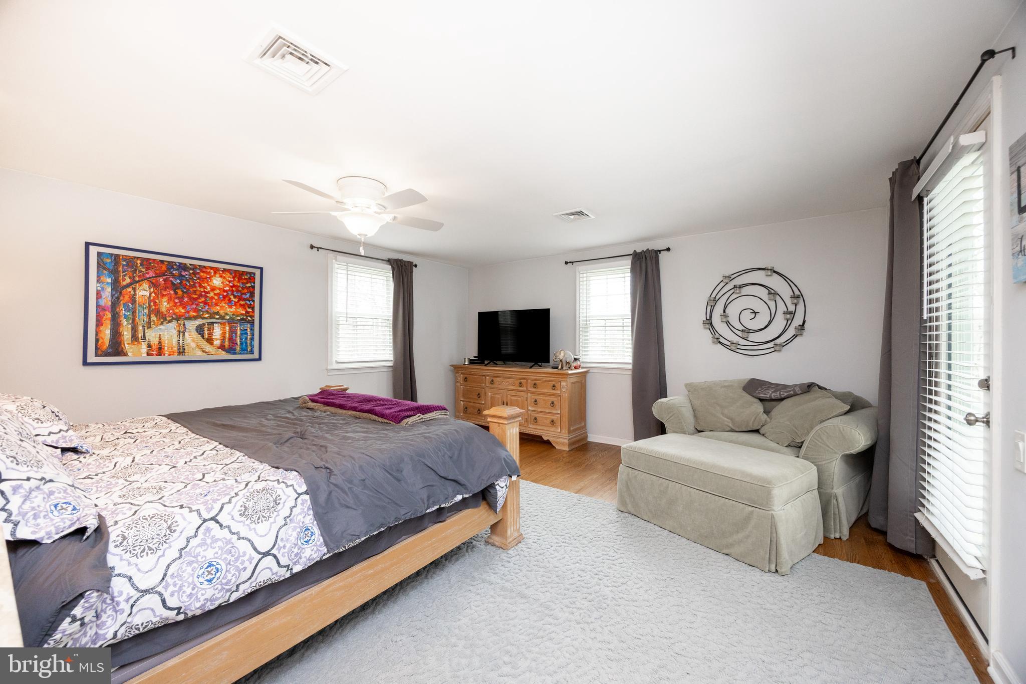 RADNOR HUNT - Residential