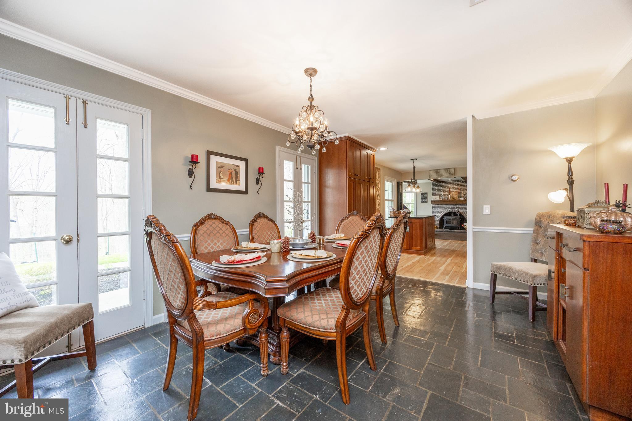 RADNOR HUNT - Residential