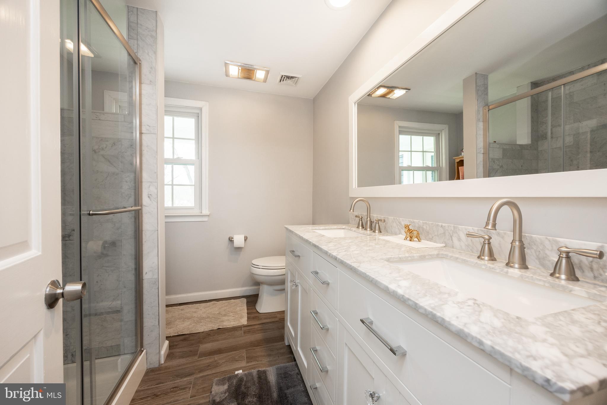 RADNOR HUNT - Residential