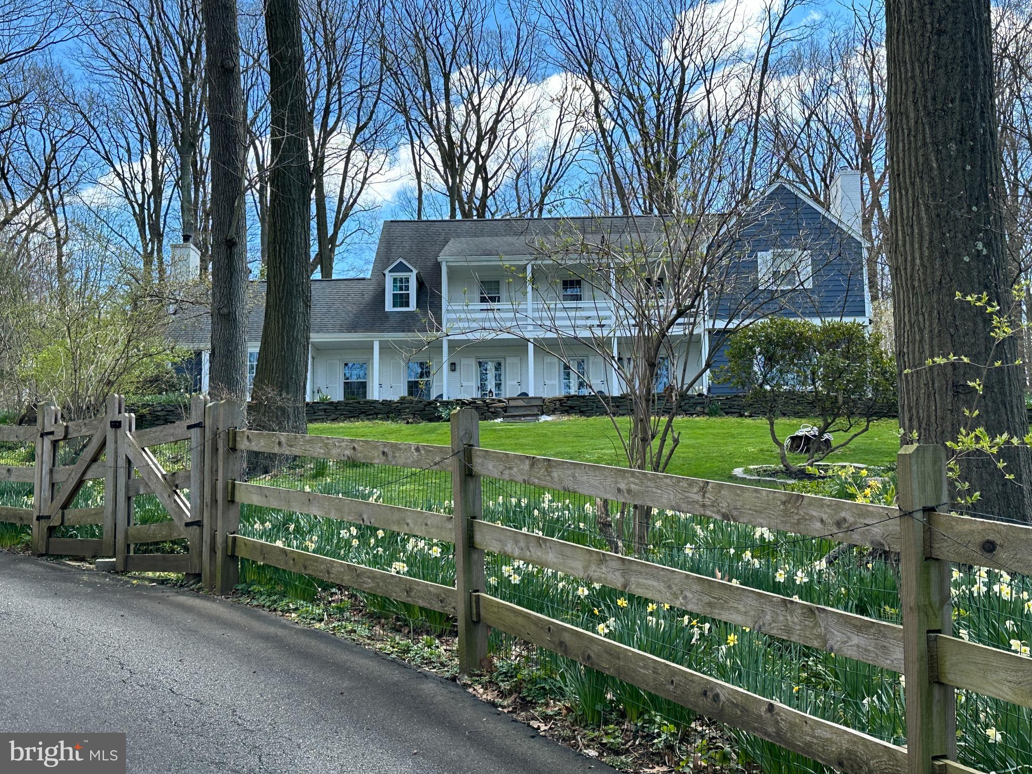 RADNOR HUNT - Residential