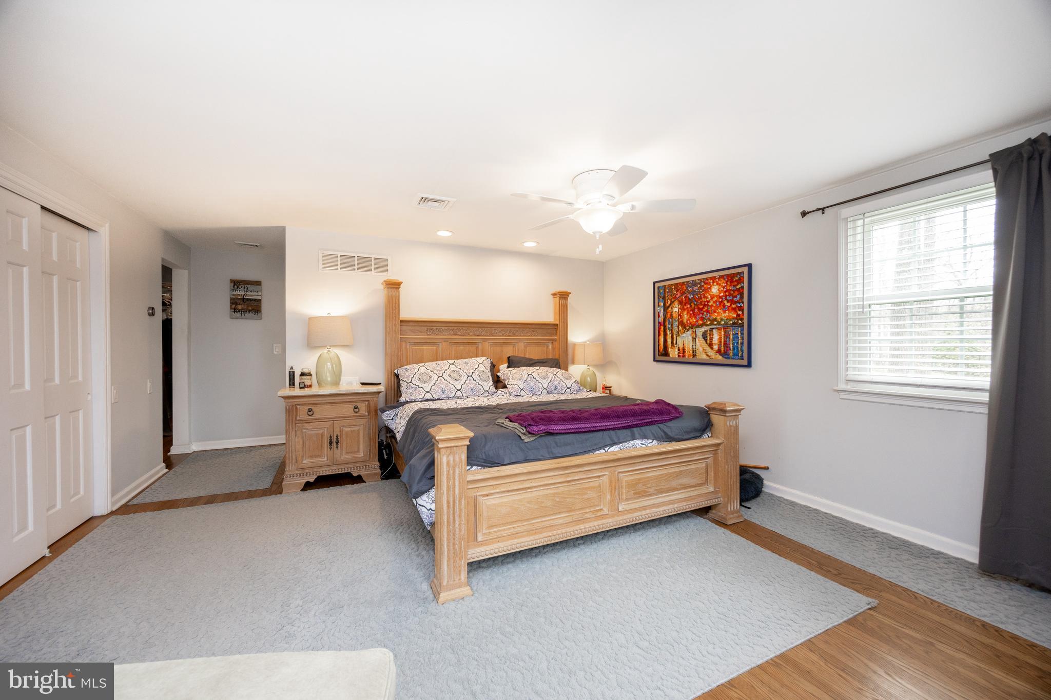 RADNOR HUNT - Residential