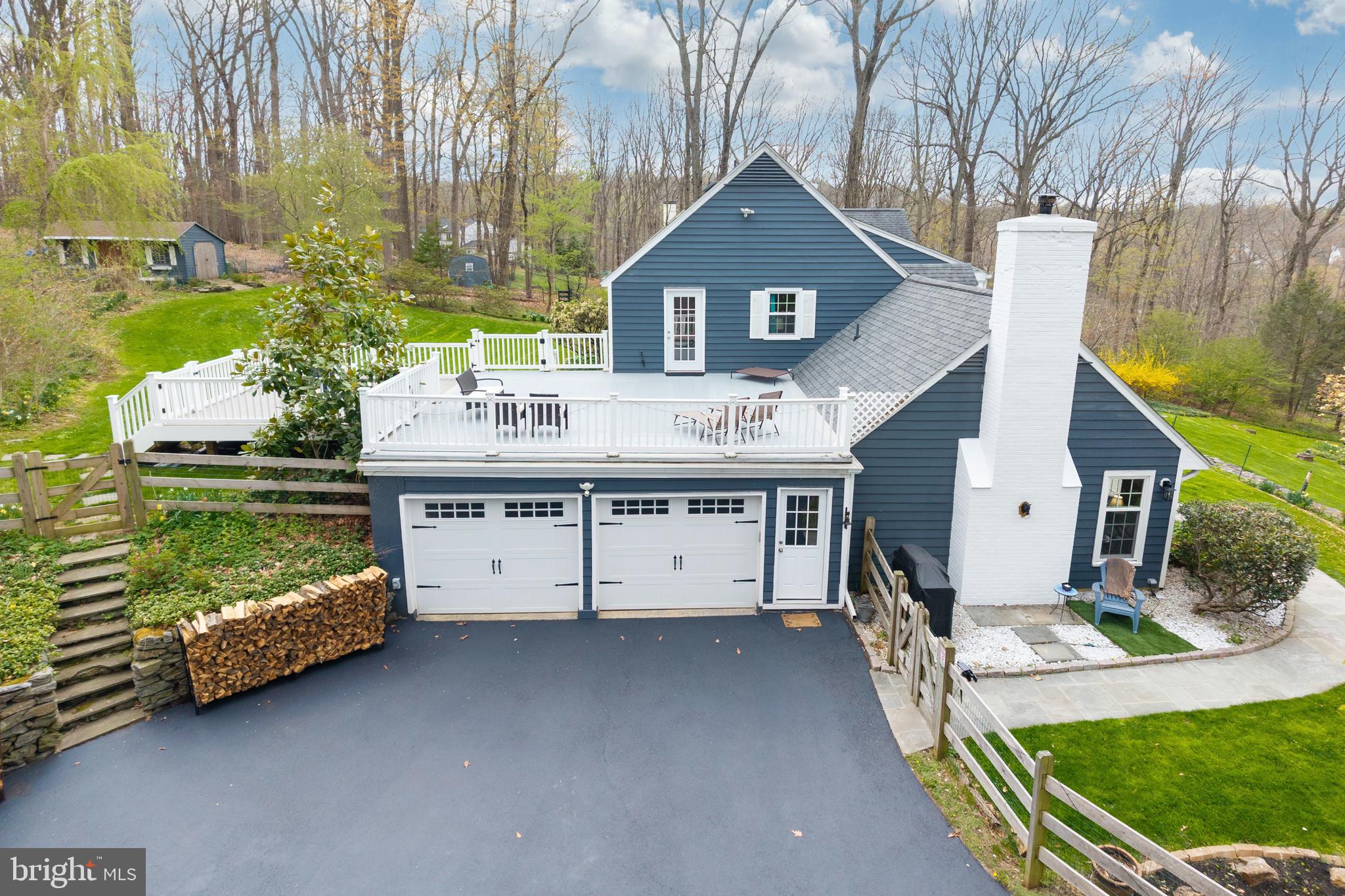 RADNOR HUNT - Residential