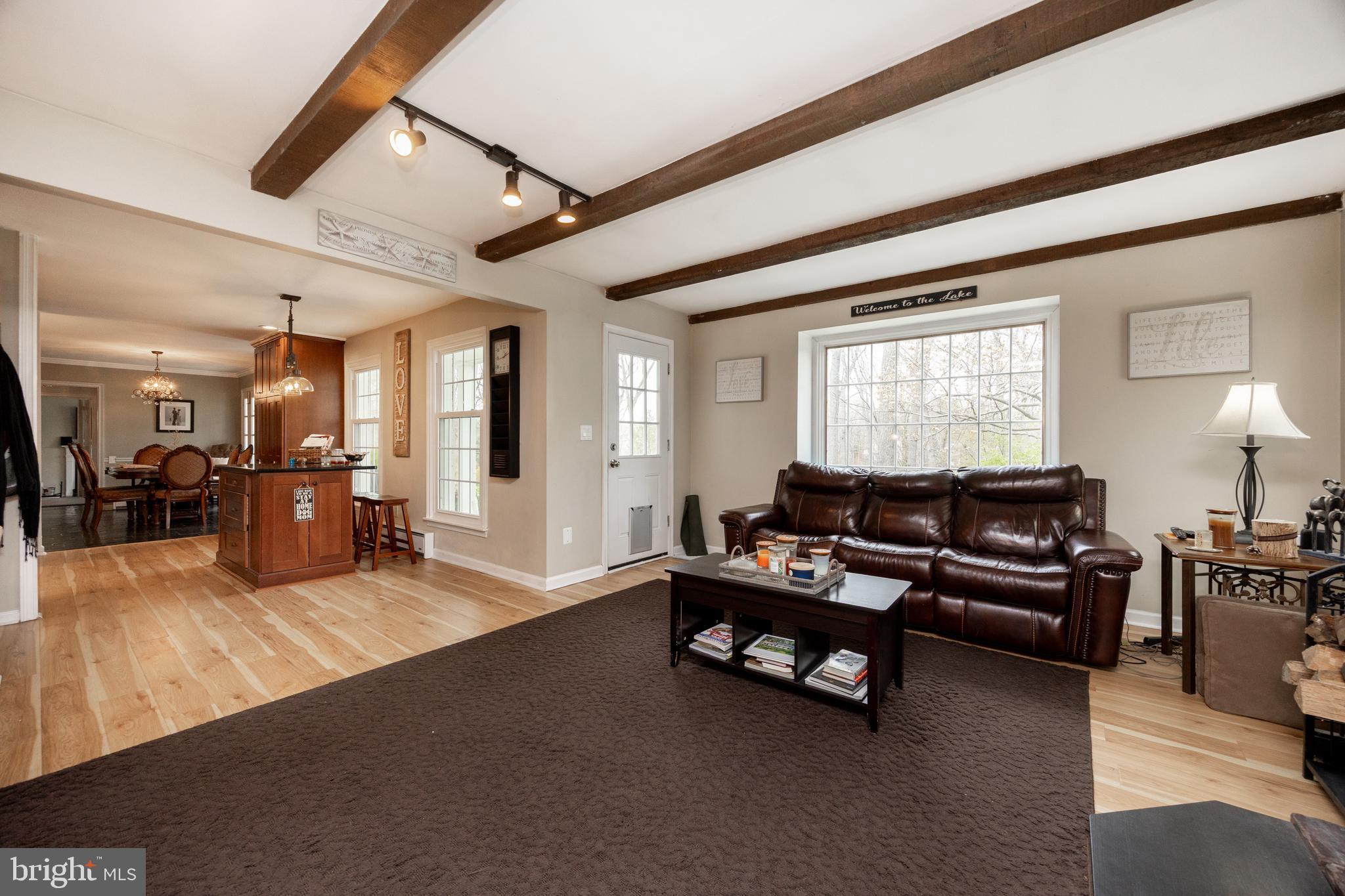 RADNOR HUNT - Residential