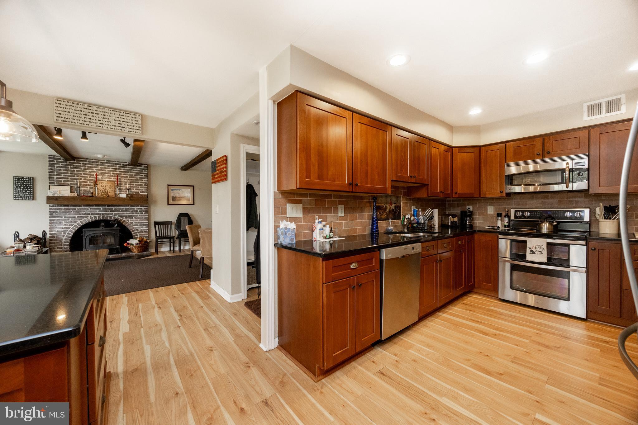 RADNOR HUNT - Residential