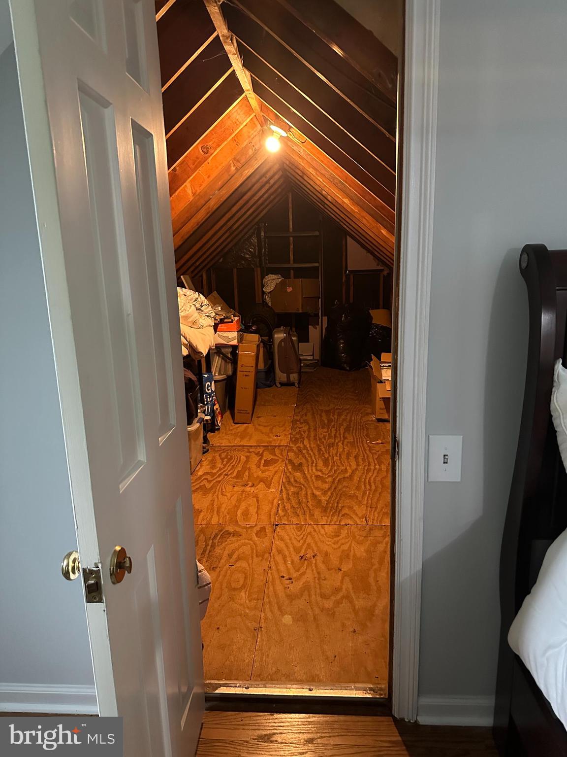 RADNOR HUNT - Residential