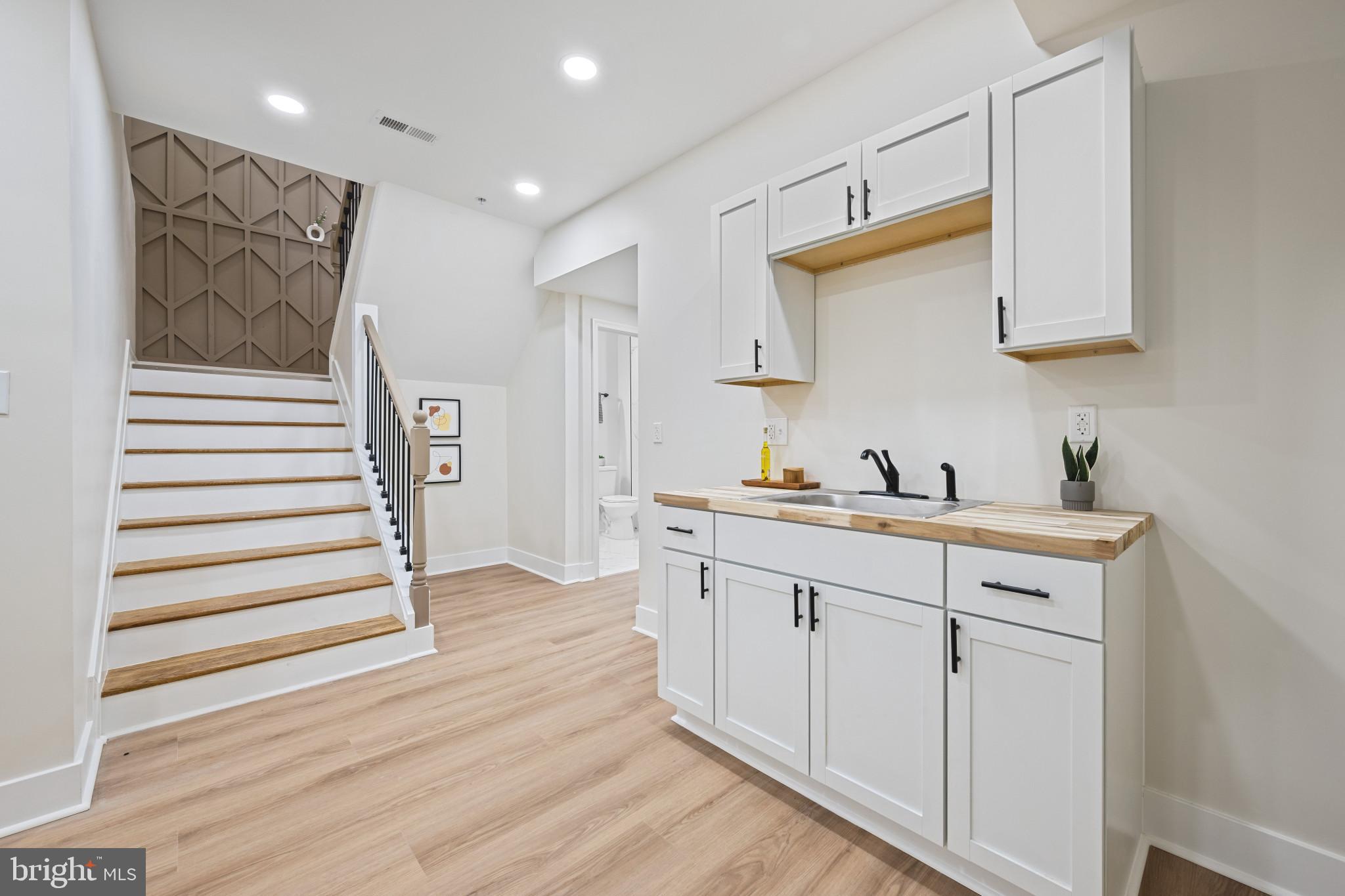 OAKLEIGH - Residential