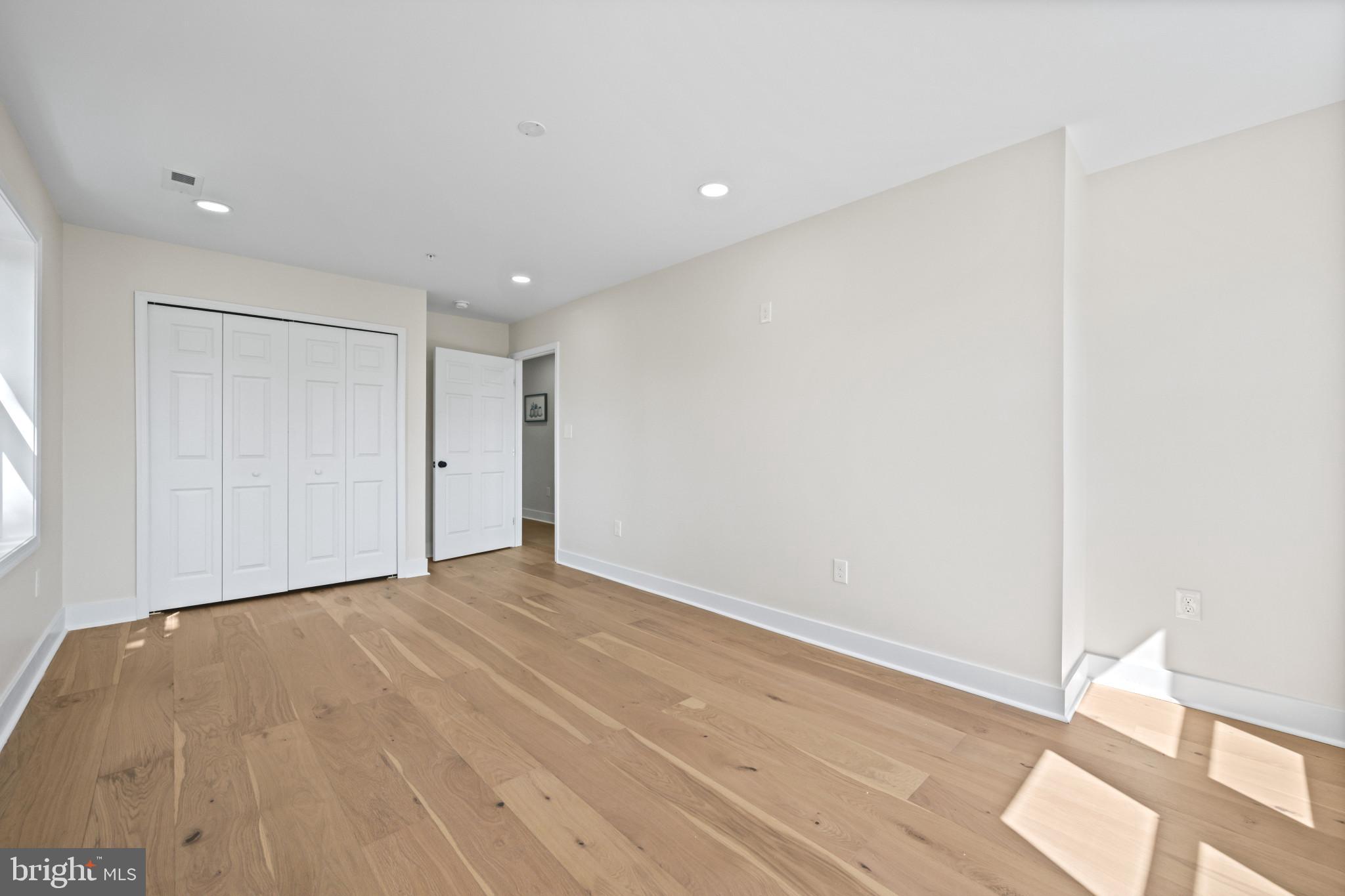 OAKLEIGH - Residential