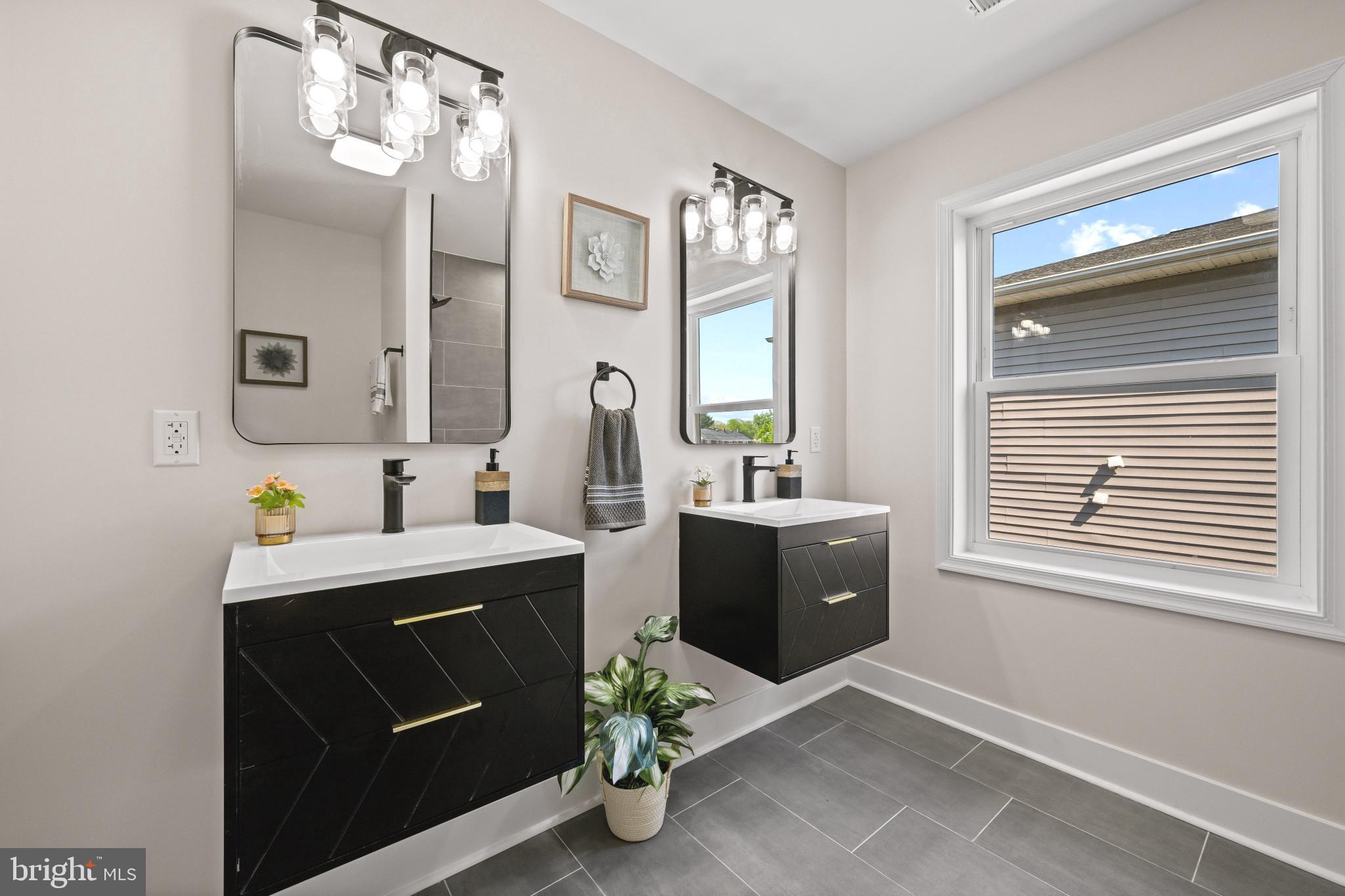 OAKLEIGH - Residential