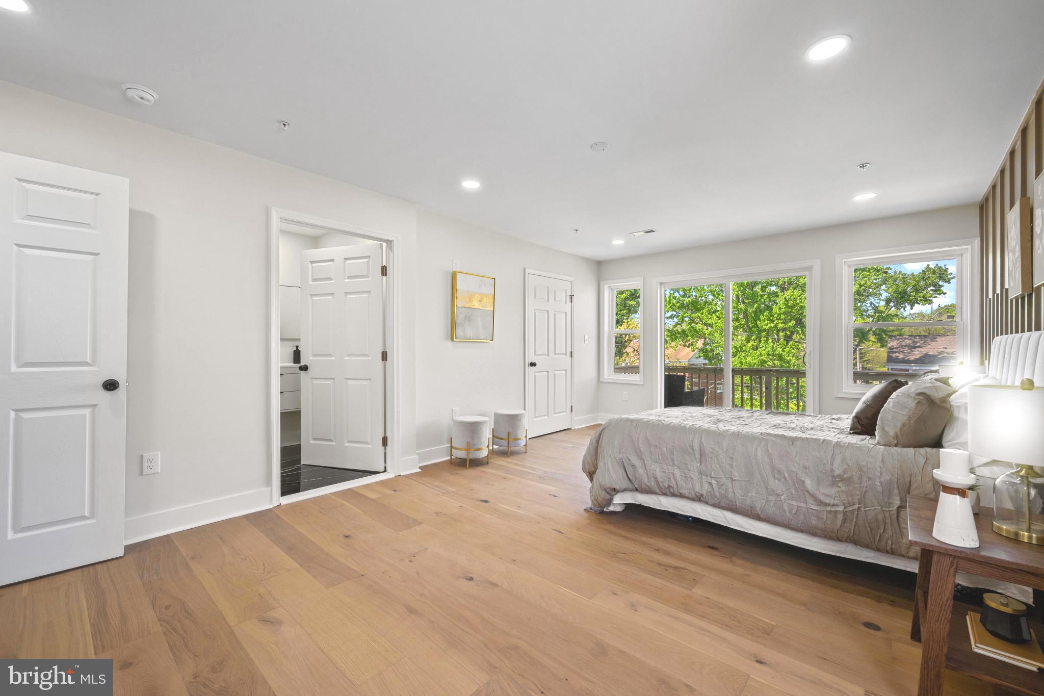 OAKLEIGH - Residential