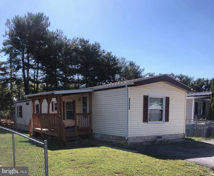 MULTIPLE OFFERS... Please have highest and best to listing agent by 3 pm 10/7/2025
Single Level living with recent renovation.  New Roof 2024, Newer Kitchen and appliances, Replacement Windows, New Laminate floorings, New Paint.  Bathroom remodel, Neutral colors, ceiling fan, two covered porches, dead end street