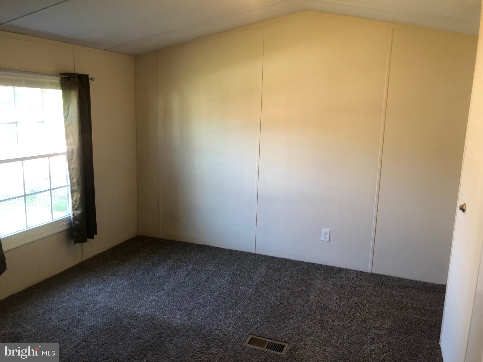 HIGHLAND MANOR - Residential