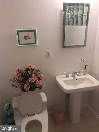 ROCK CREEK HILLS - Residential Lease