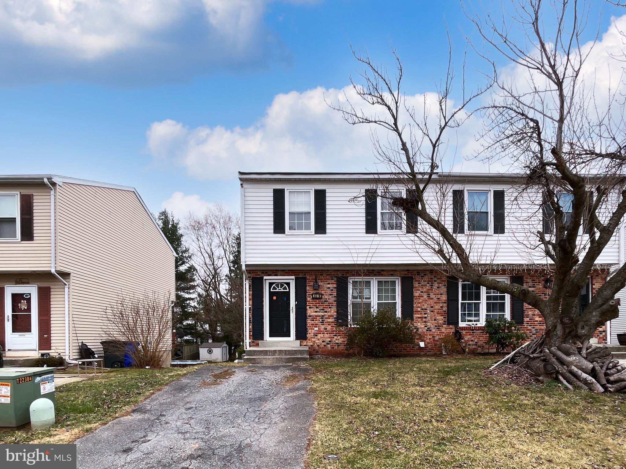 MANCHESTER VILLAGE - Residential