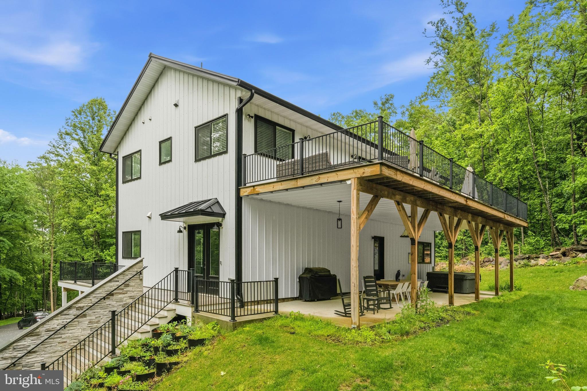 13543 HANGING ROCK LANE