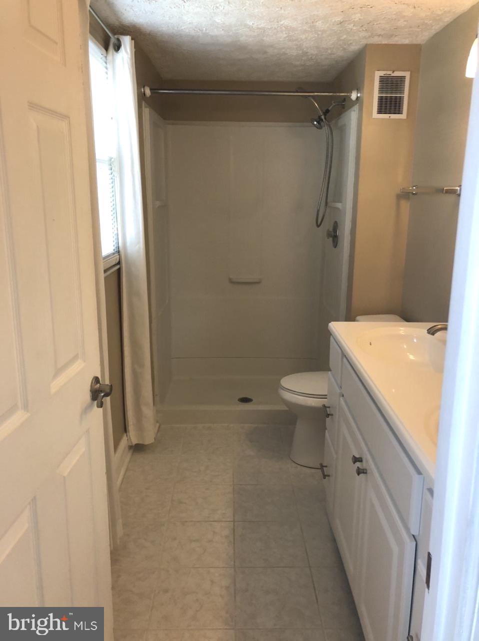 CHESTERFIELD - Residential Lease