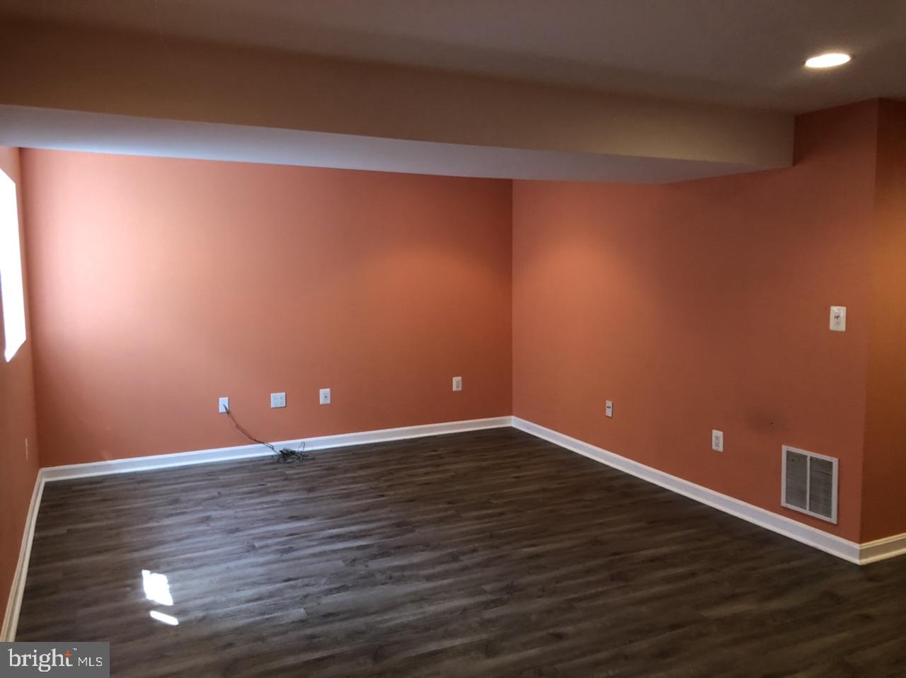 CHESTERFIELD - Residential Lease