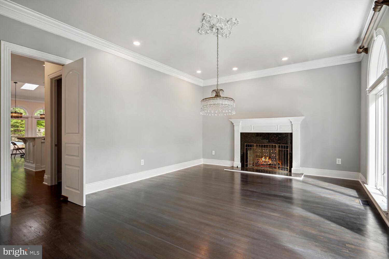 BANNOCKBURN HEIGHTS - Residential Lease