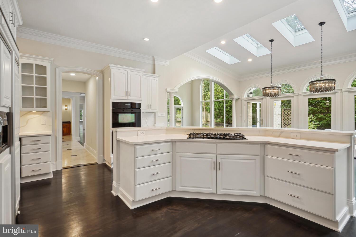 BANNOCKBURN HEIGHTS - Residential Lease