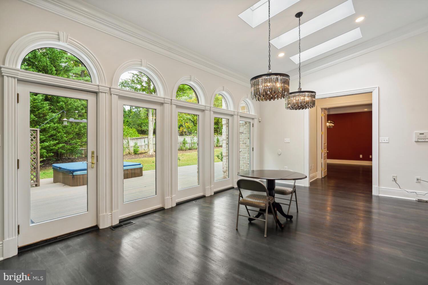 BANNOCKBURN HEIGHTS - Residential Lease