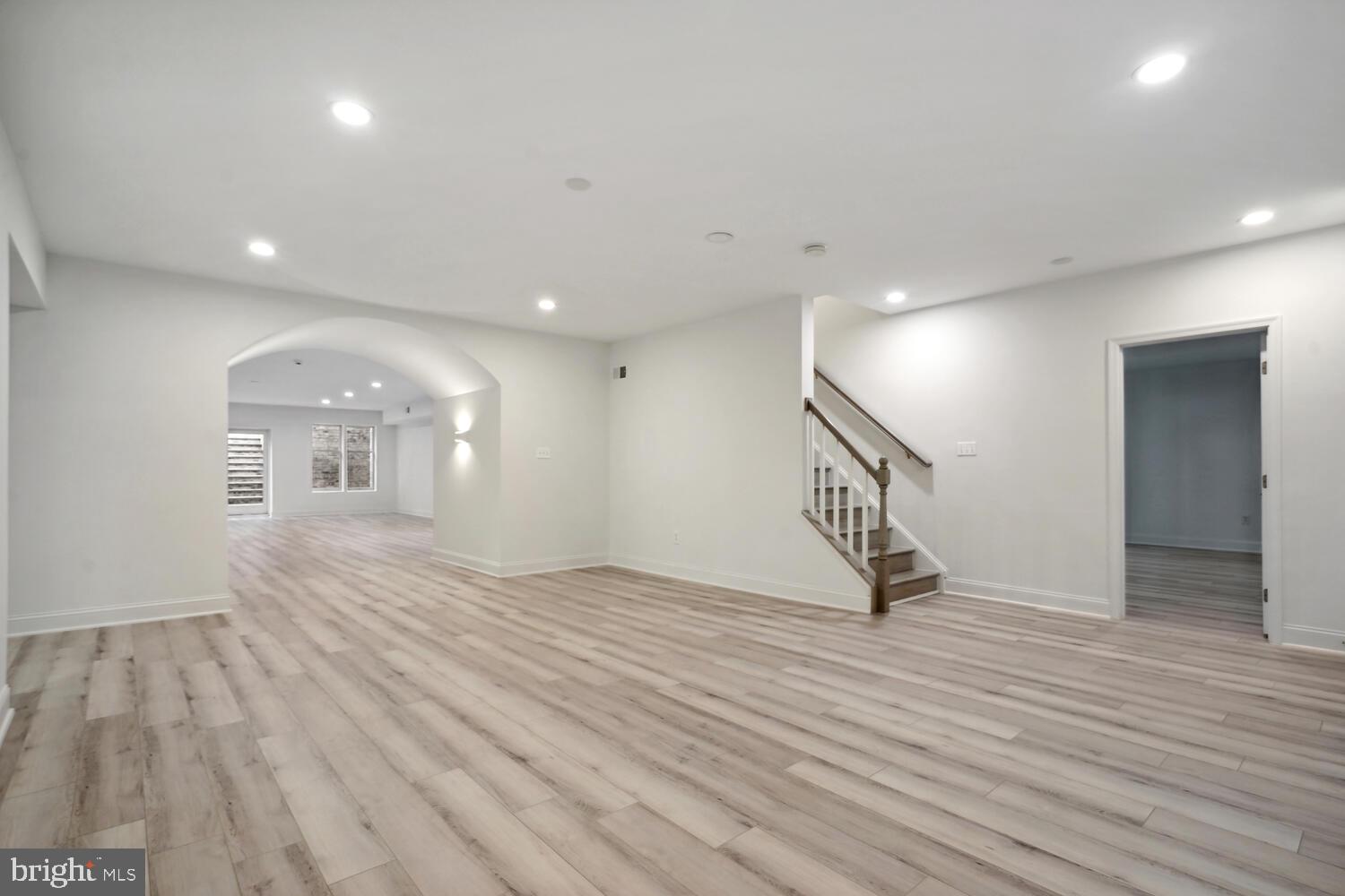 BANNOCKBURN HEIGHTS - Residential Lease