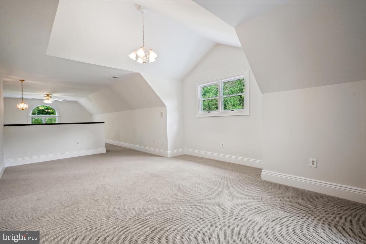 BANNOCKBURN HEIGHTS - Residential Lease