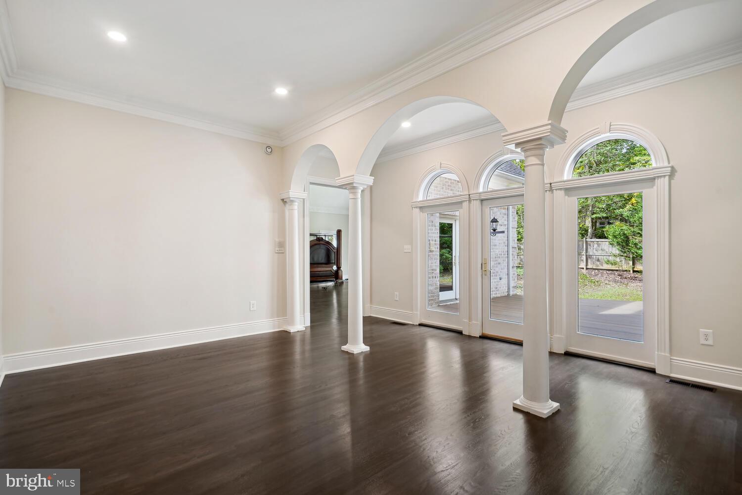 BANNOCKBURN HEIGHTS - Residential Lease