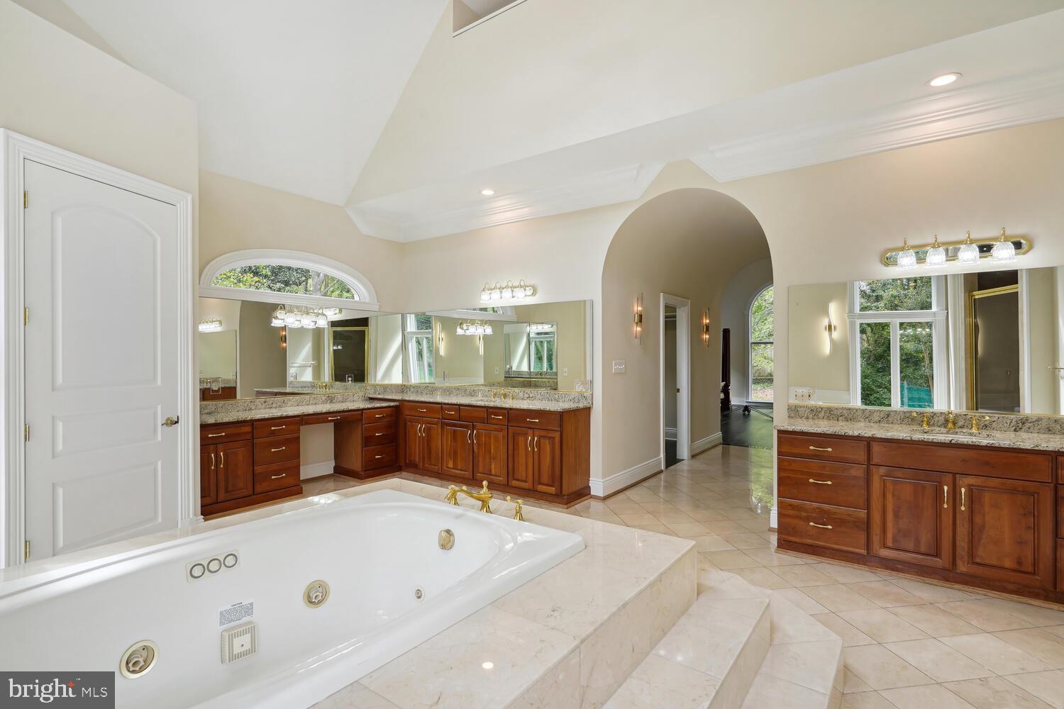 BANNOCKBURN HEIGHTS - Residential Lease