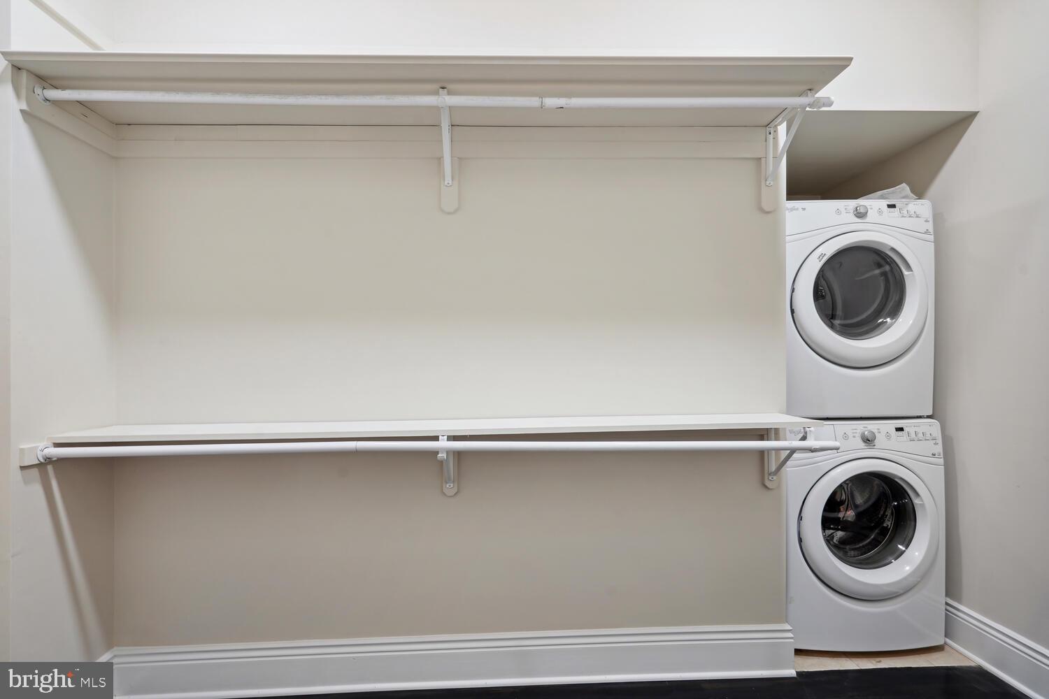 BANNOCKBURN HEIGHTS - Residential Lease