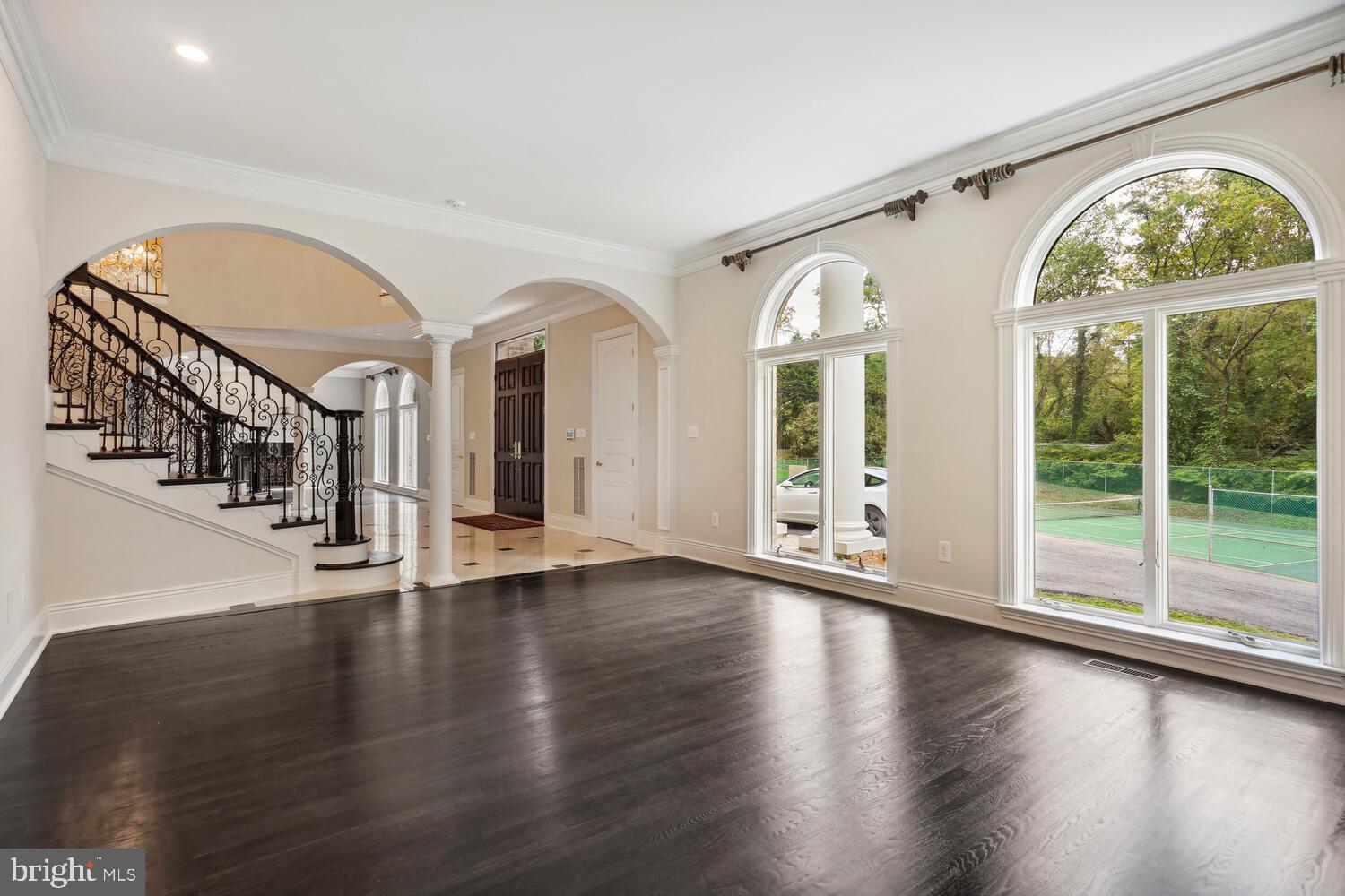 BANNOCKBURN HEIGHTS - Residential Lease