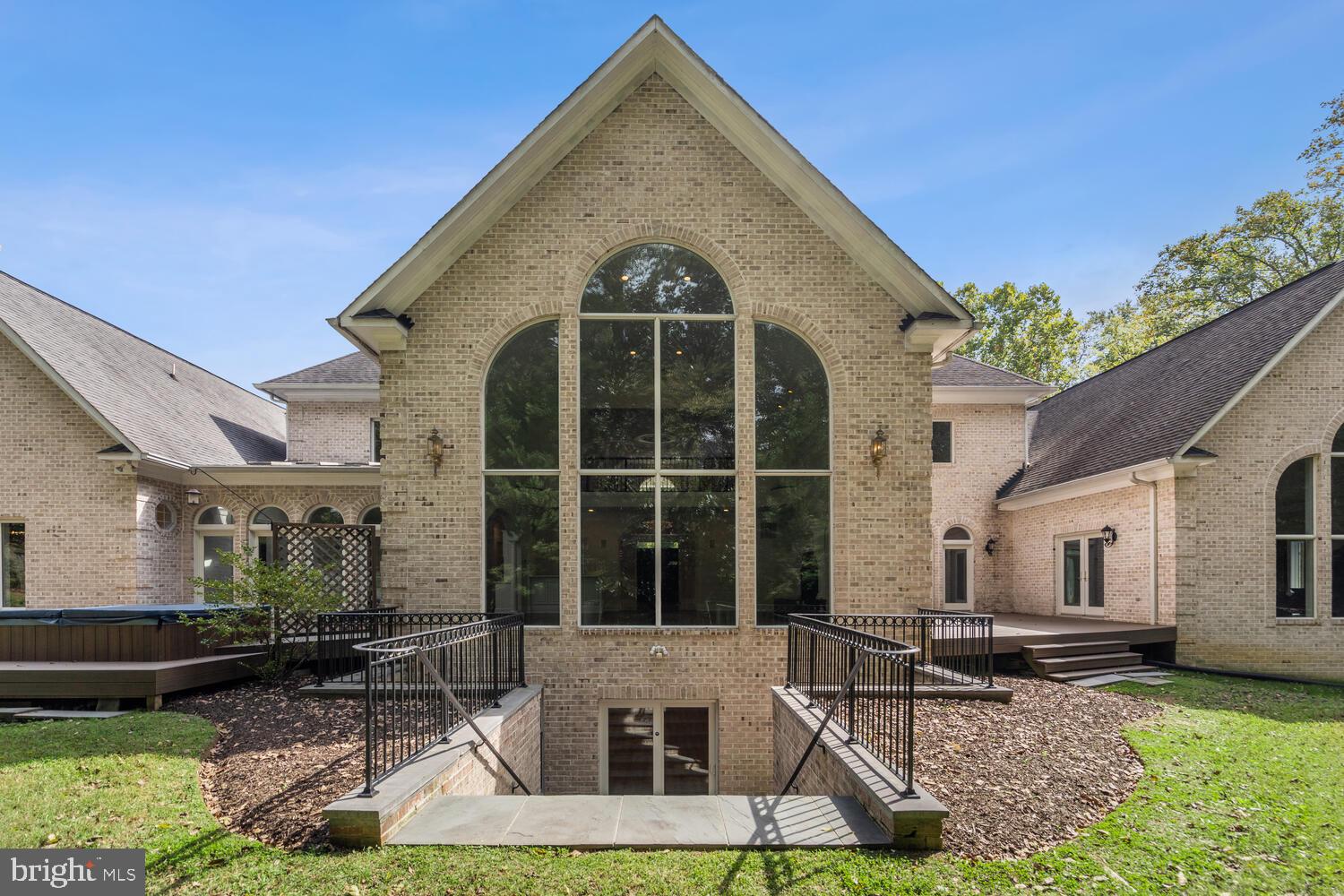 BANNOCKBURN HEIGHTS - Residential Lease