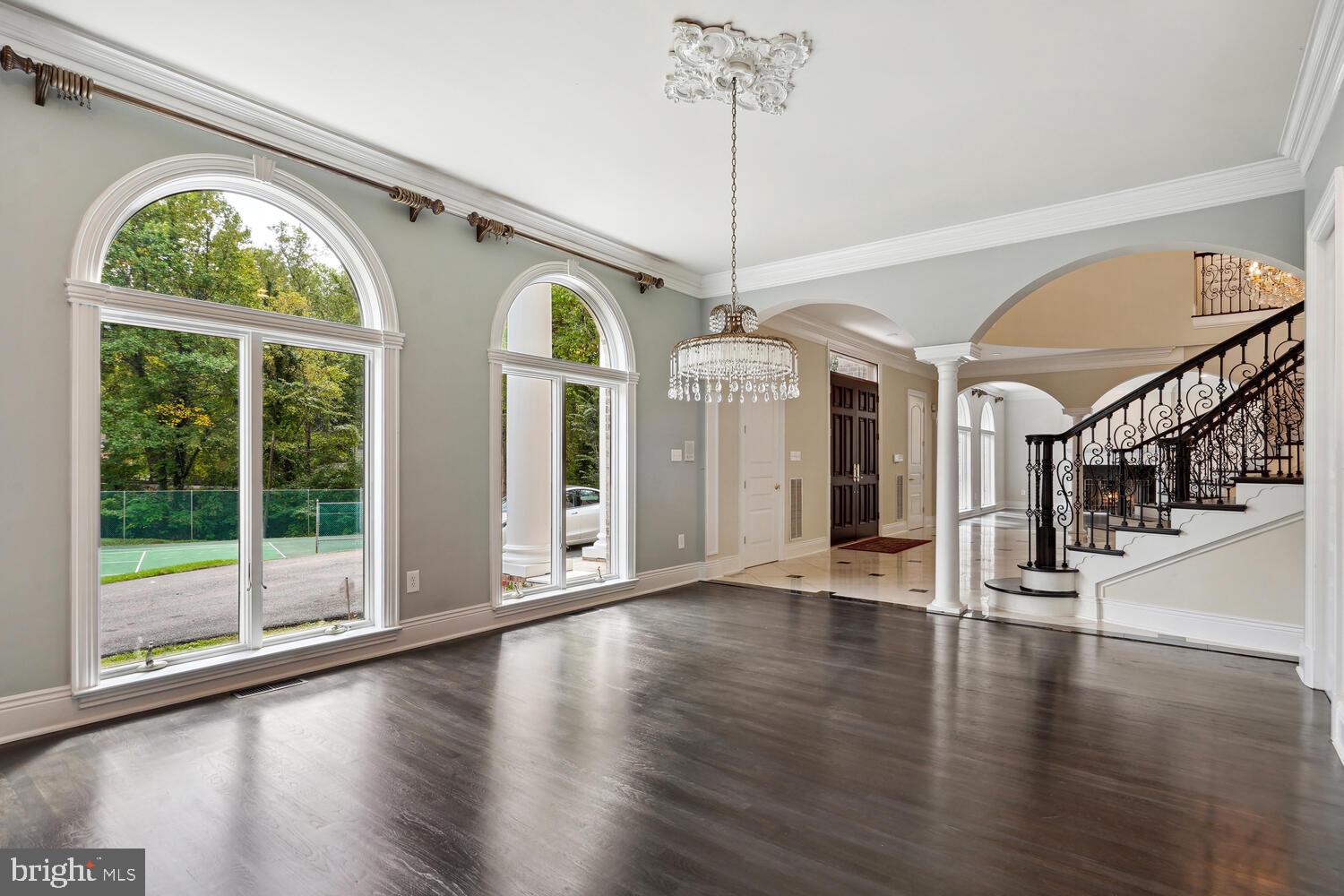 BANNOCKBURN HEIGHTS - Residential Lease