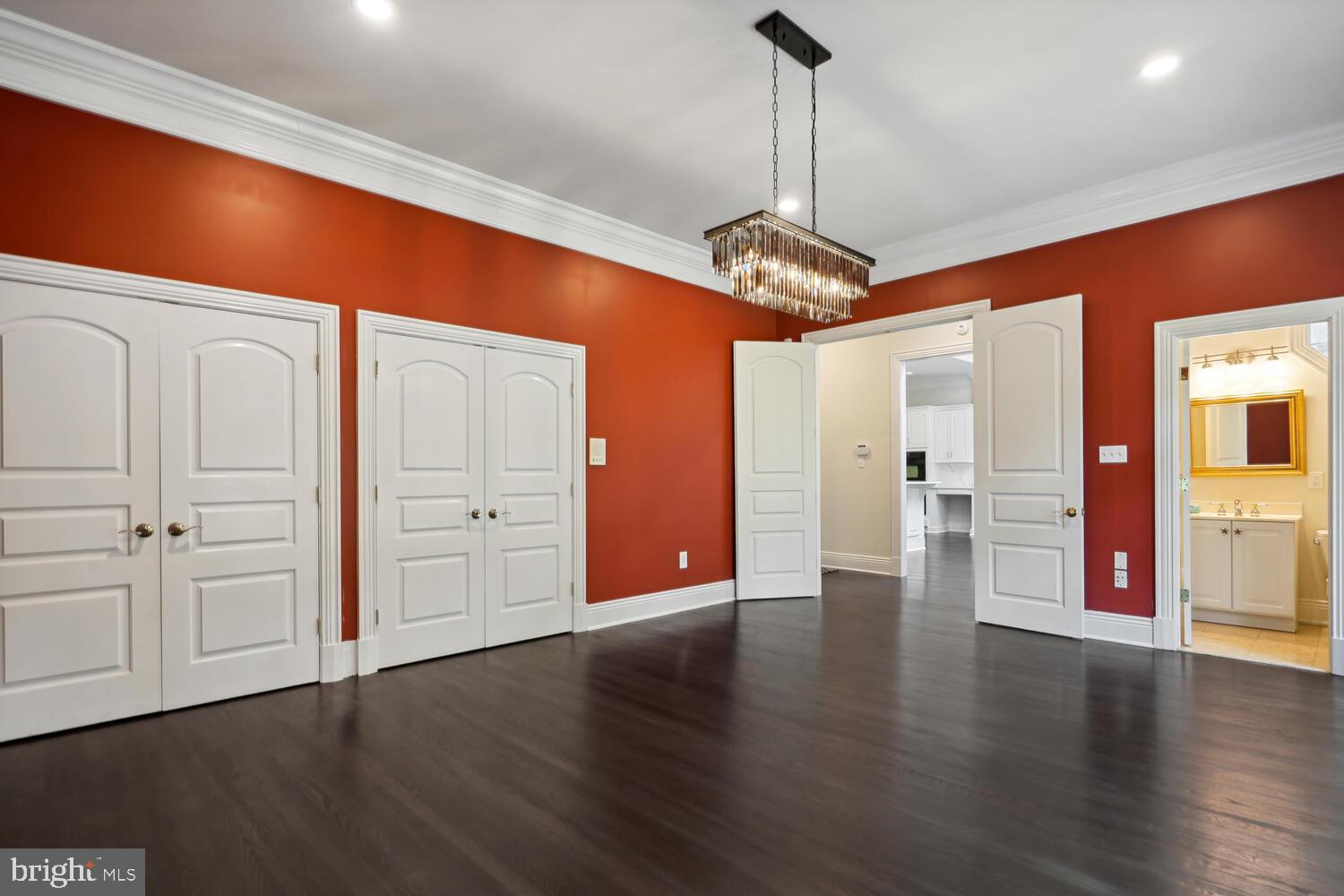 BANNOCKBURN HEIGHTS - Residential Lease