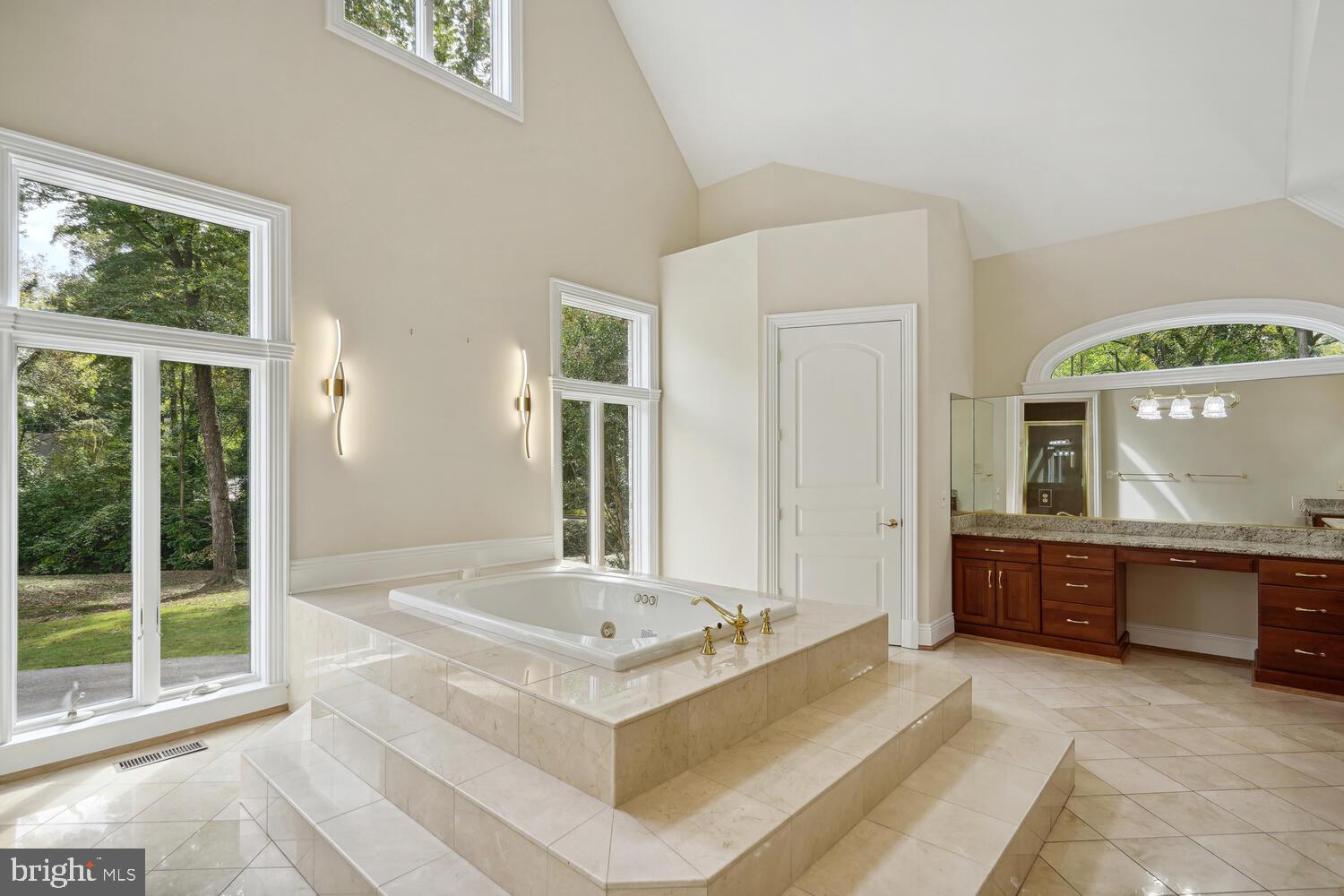 BANNOCKBURN HEIGHTS - Residential Lease