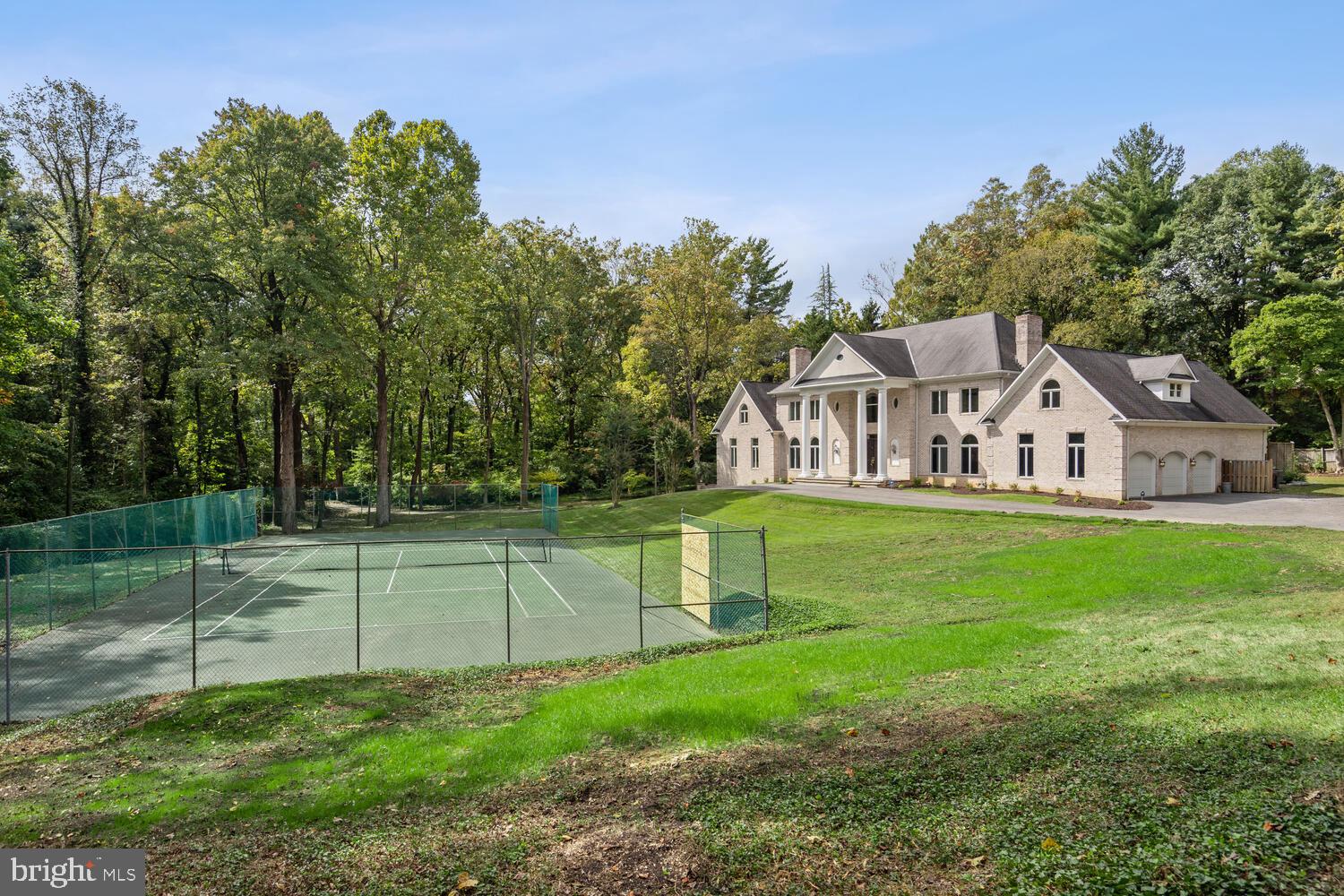 BANNOCKBURN HEIGHTS - Residential Lease