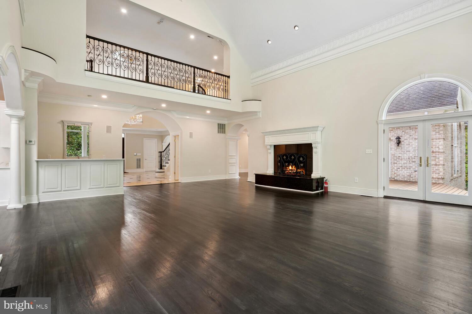 BANNOCKBURN HEIGHTS - Residential Lease