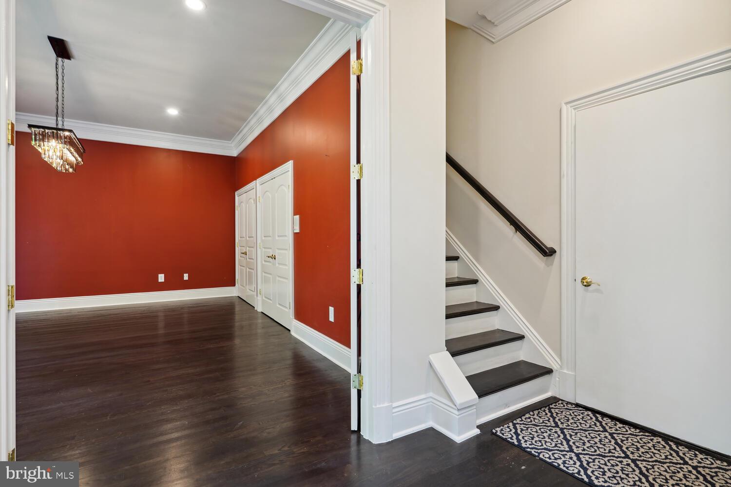 BANNOCKBURN HEIGHTS - Residential Lease