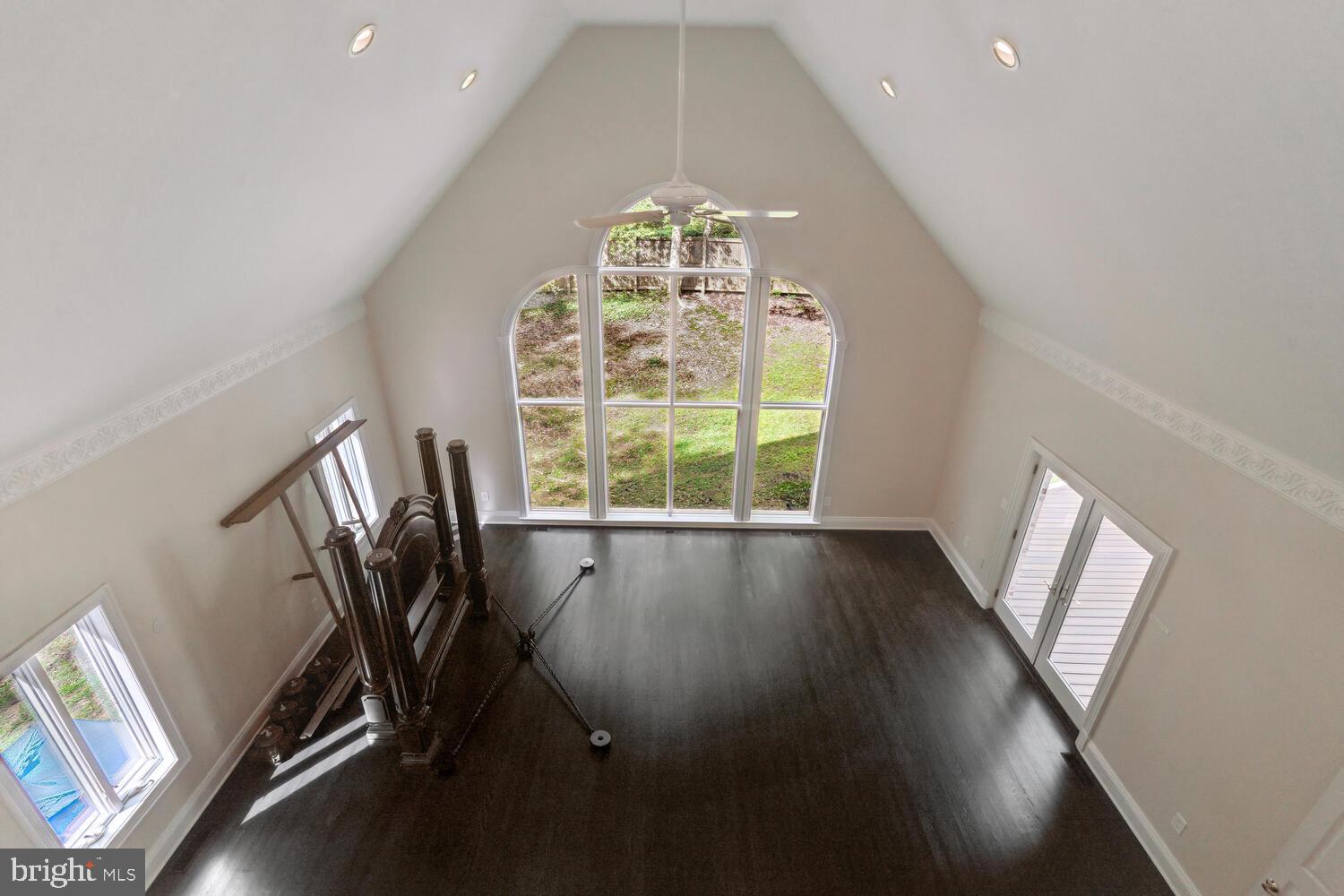 BANNOCKBURN HEIGHTS - Residential Lease