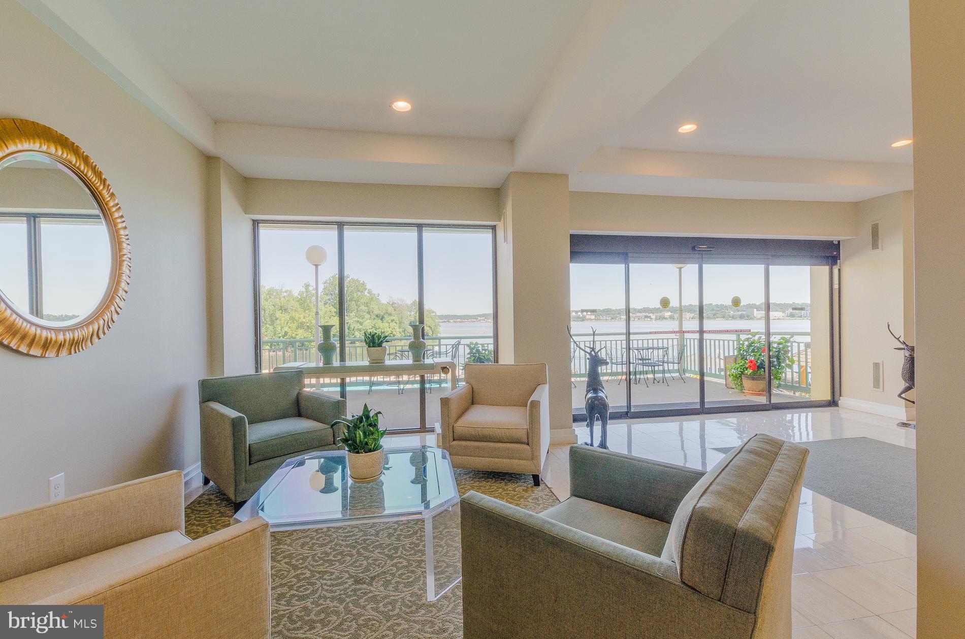 MARINA TOWERS - Residential Lease