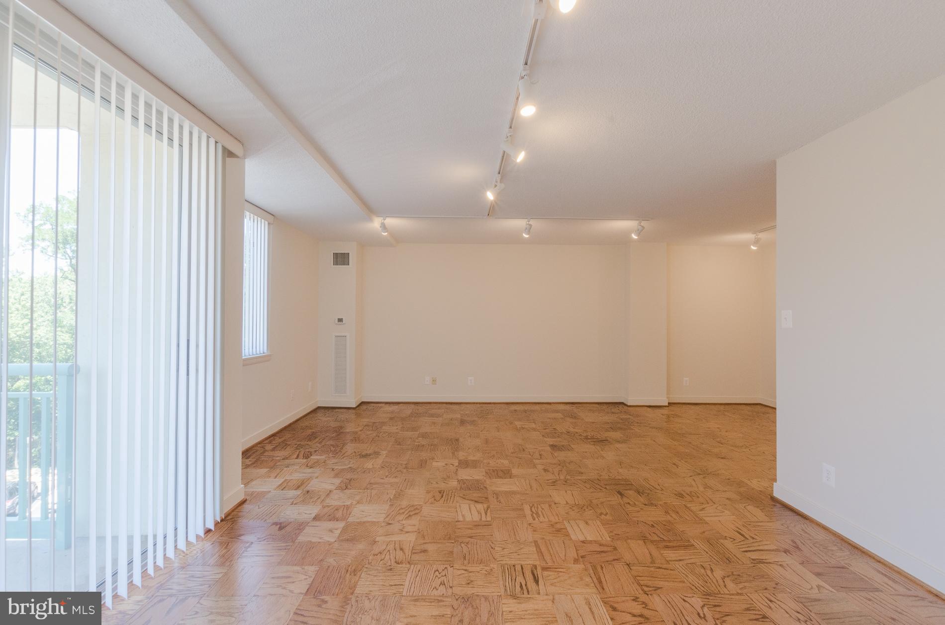 MARINA TOWERS - Residential Lease