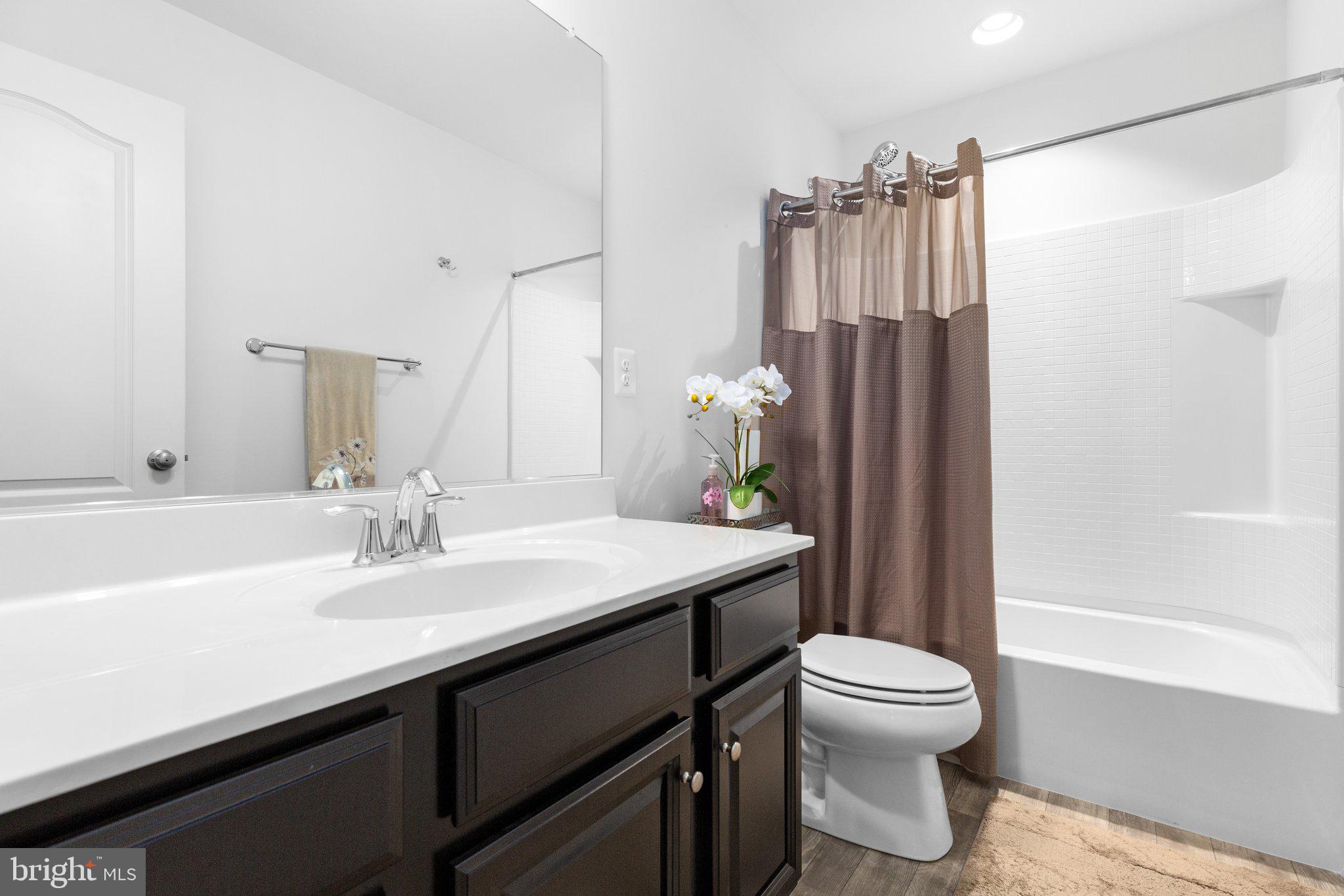 NEW POST ON THE RAPPAHANNOCK - Residential